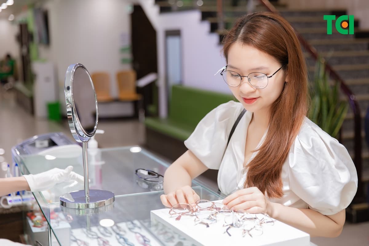 Quy trình và địa chỉ đo độ cận thị uy tín tại Hà Nội