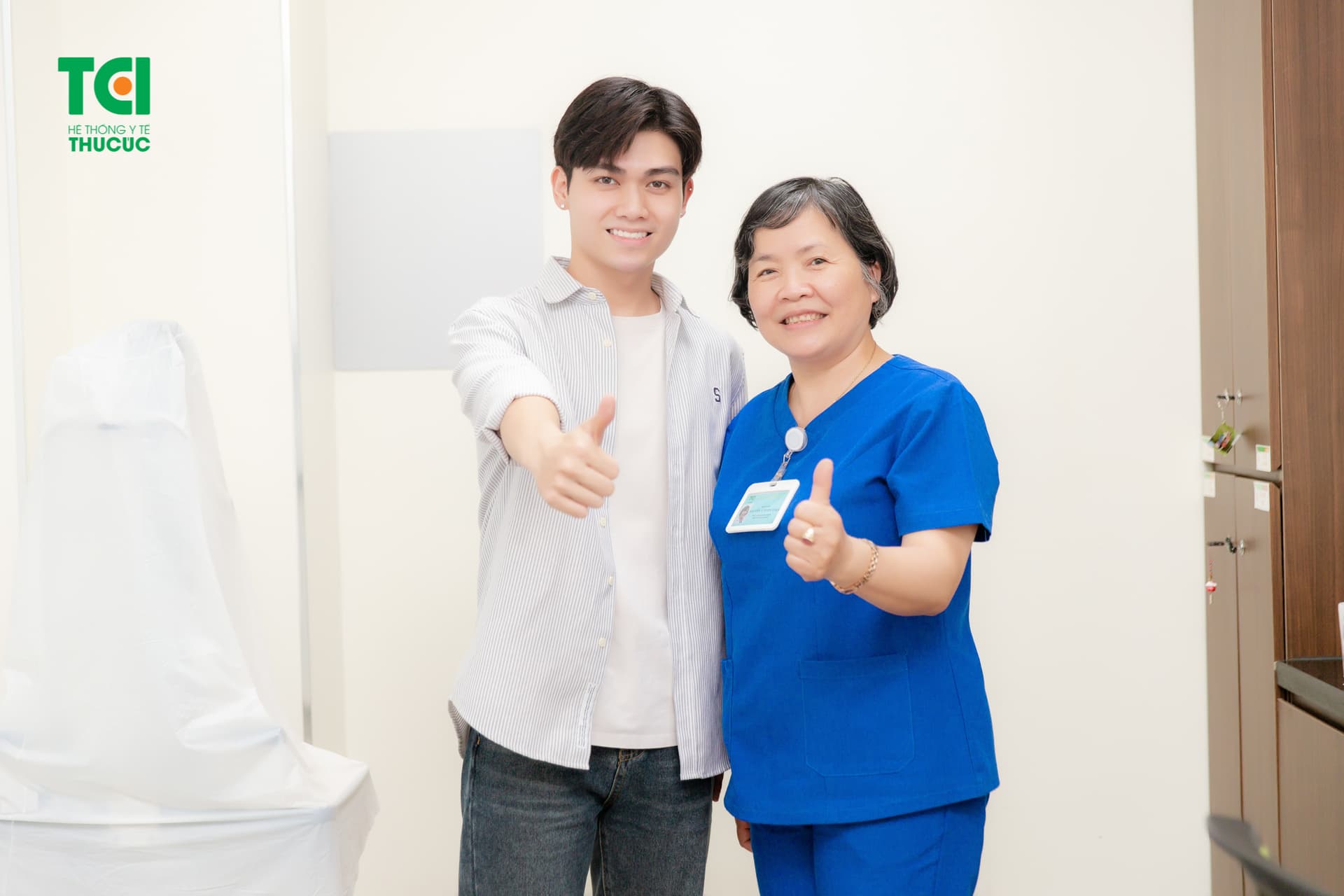 Bạn nên chọn đo kính tại bệnh viện/phòng khám mắt có bác sĩ có chuyên môn và kinh nghiệm