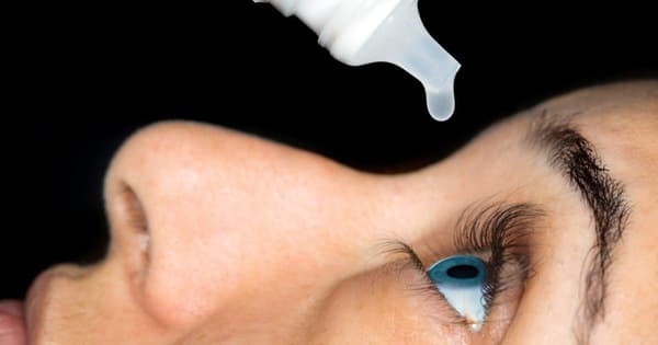 Cần tăng cường sử dụng nhỏ nước mắt nhân tạo