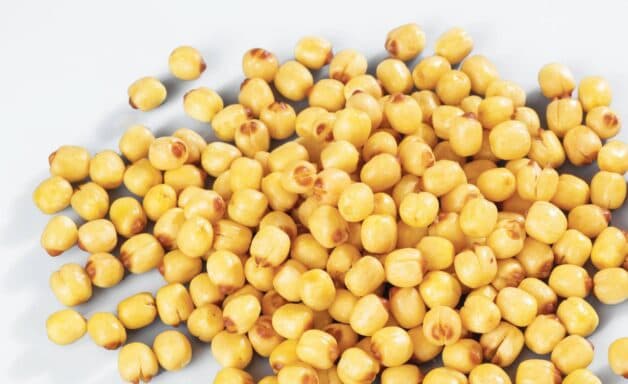 Hạt sen giúp dễ ngủ, ngủ sâu từ đó ngăn ngừa tác hại mất ngủ với sức khỏe