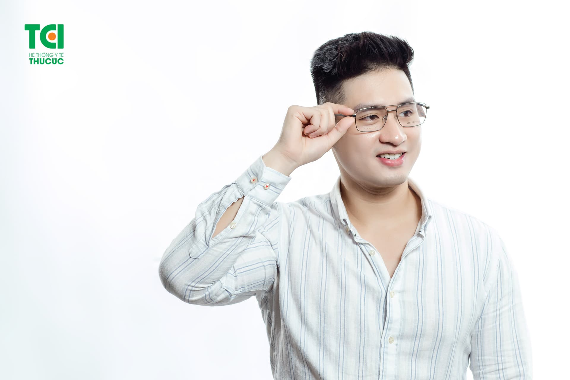 kính viễn thị nam gồm có các loại nào?