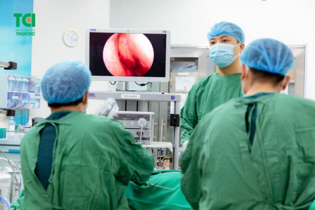 ngạt mũi khó thở