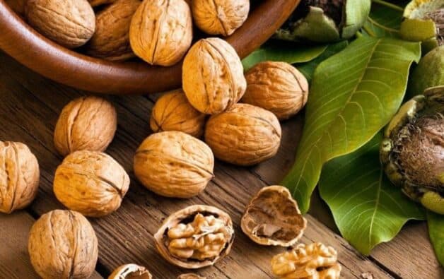 Quả óc chó có hàm lượng dinh dưỡng tốt cho não, tim và sức khỏe tổng thể