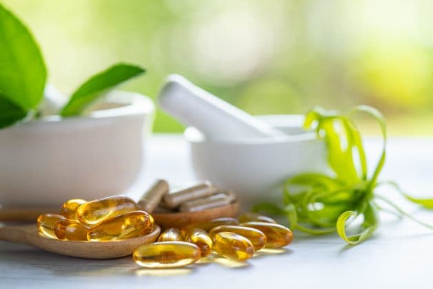 Rong kinh uống vitamin E thì có mang lại tác dụng gì không?