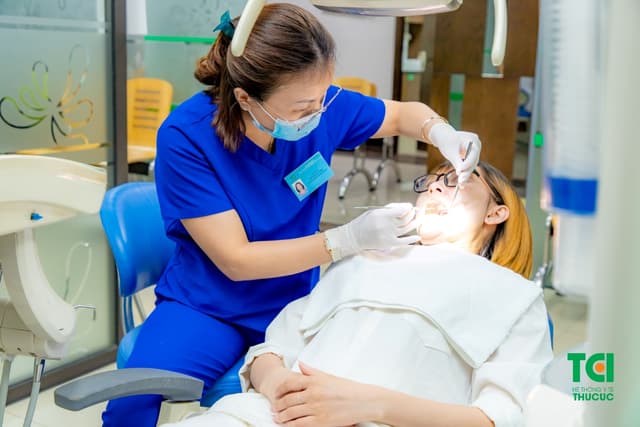 Tác dụng của thun liên hàm khi niềng răng