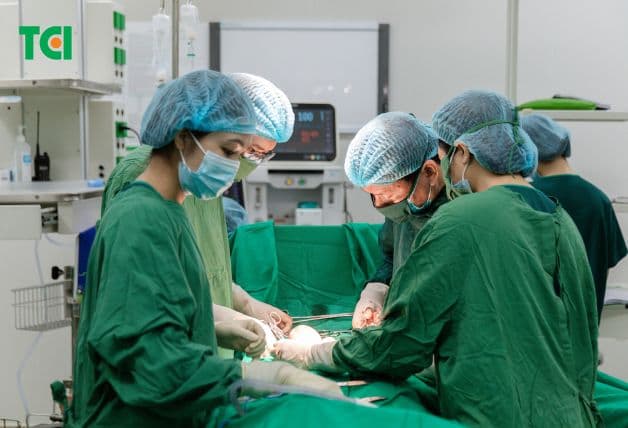 Thảo dược chữa u xơ tử cung - U xơ lớn cần phải được phẫu thuật