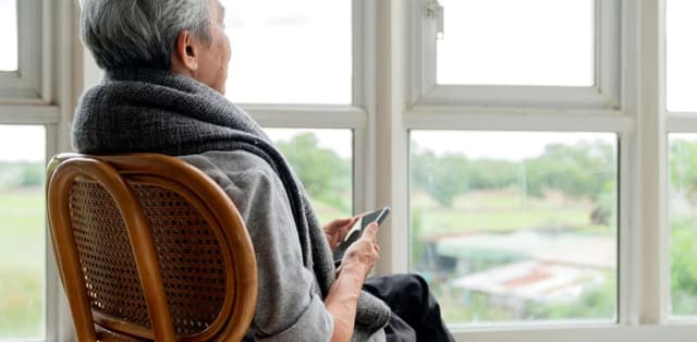 4 triệu chứng bệnh Alzheimer thường gặp