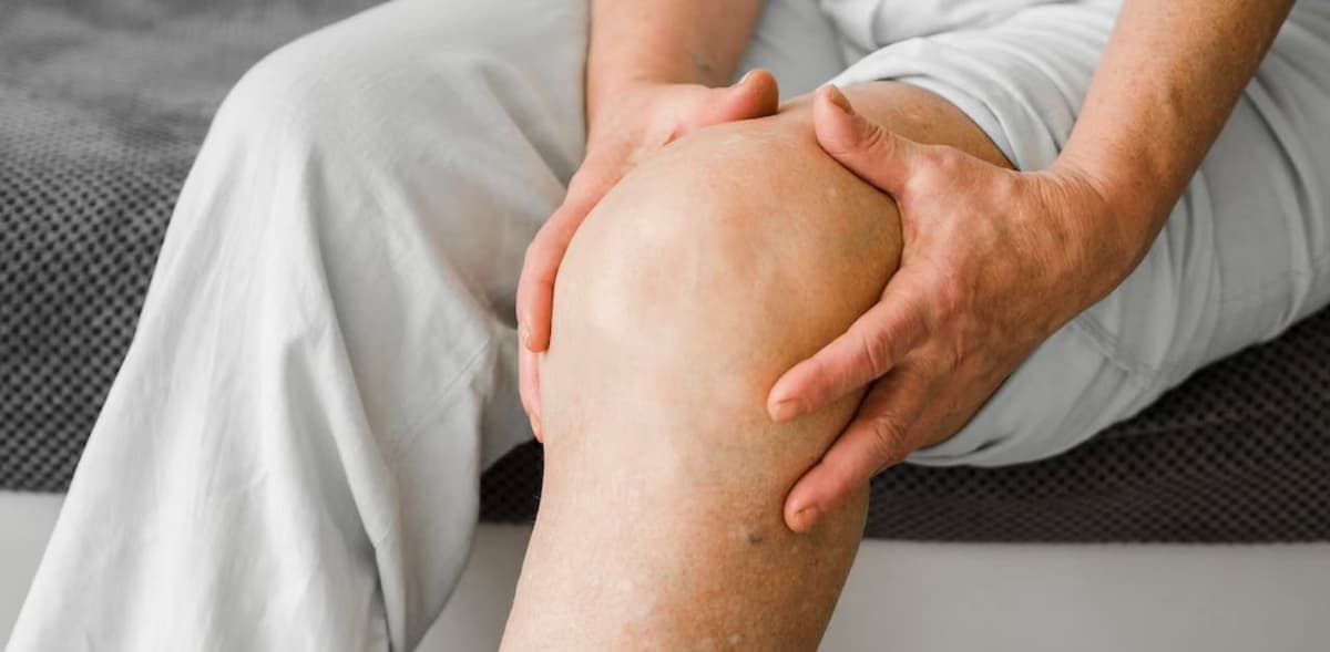 Cảnh báo nguy hiểm từ viêm khớp dạng thấp biến chứng