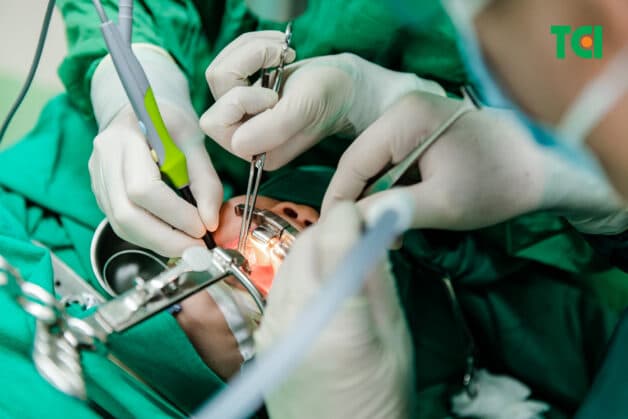 Đợi 5 năm để cắt amidan, nạo VA cho con - 2