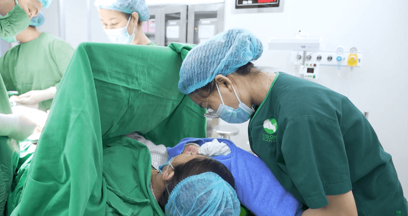 Biến chứng nguy hiểm có thể gặp khi mang thai ở phụ nữ lớn tuổi