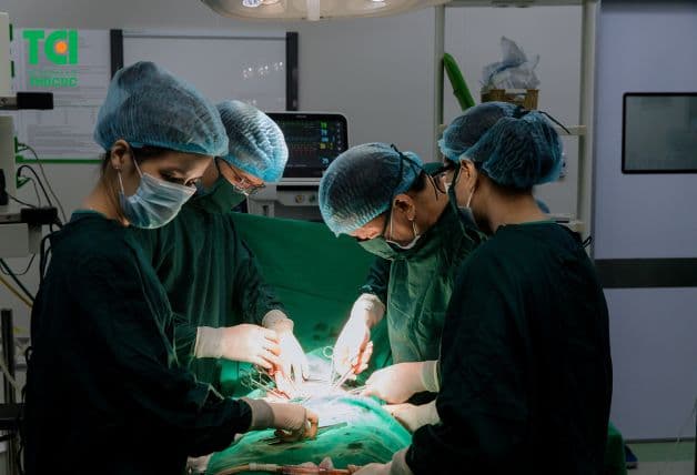 Một số trường hợp khố u quá to cần phải tiến hành phẫu thuật