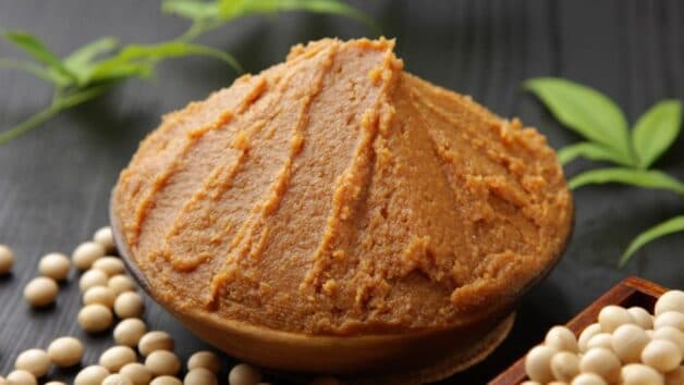 Miso là sản phẩm từ đậu nành không cần chế biến nhiều