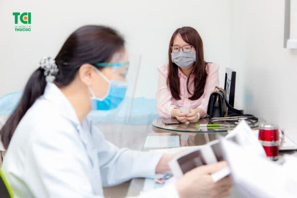 Tuân thủ điều trị từ bác sĩ chuyên khoa