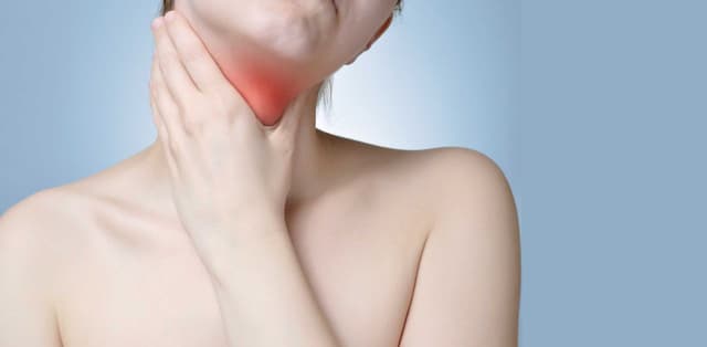 10 Dấu hiệu tuyến giáp cần lưu ý