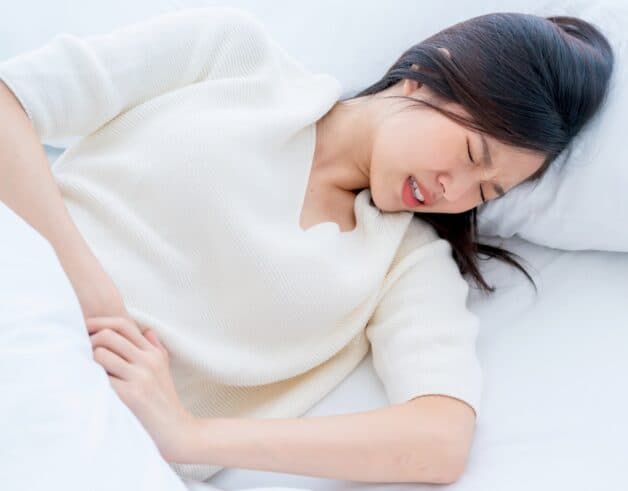 Táo bón là một trong những yếu tố tăng nguy cơ bệnh trĩ