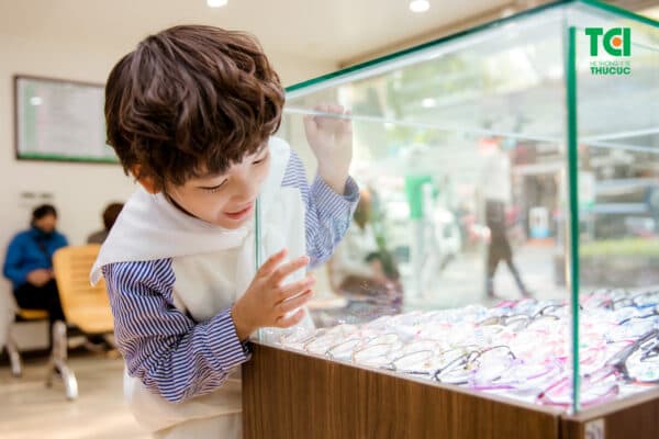 Kính viễn thị giờ đây đã có rất nhiều lựa chọn