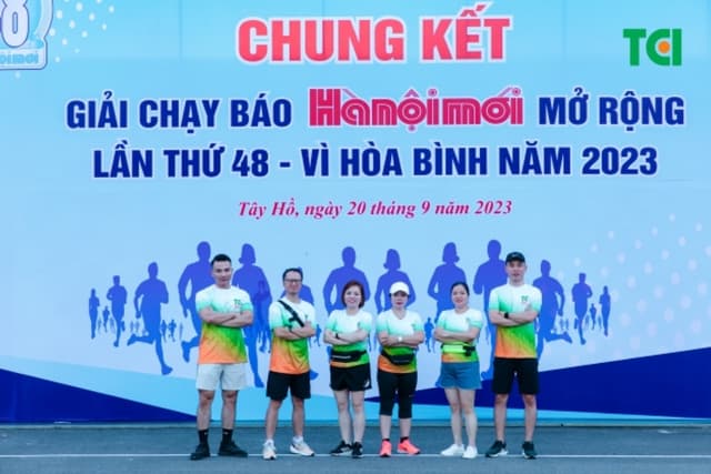 Thu Cúc TCI tham gia chung kết giải chạy báo Hà Nội mới