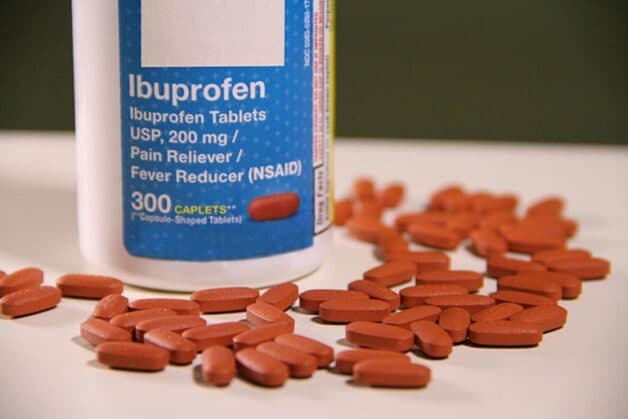 Người bệnh nên tránh sử dụng Ibuprofen trong trường hợp sốt xuất huyết