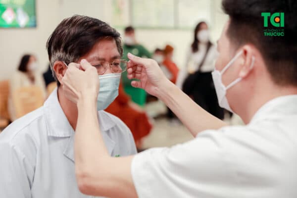 Lão thị - Bệnh tuổi già