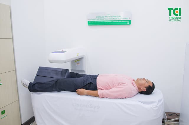 Loãng xương: Bệnh có diễn biến thầm lặng, biến chứng khôn lường