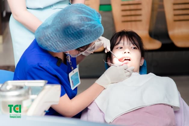 phục hình răng sứ Zirconia