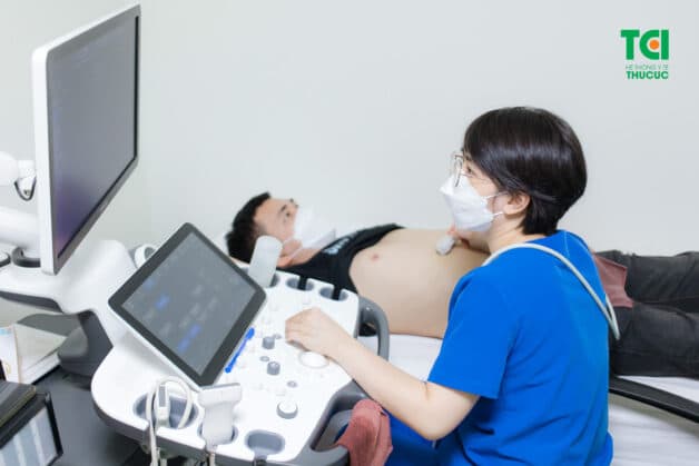 Bệnh nhân ung thư gan bị vấn đề xuất huyết