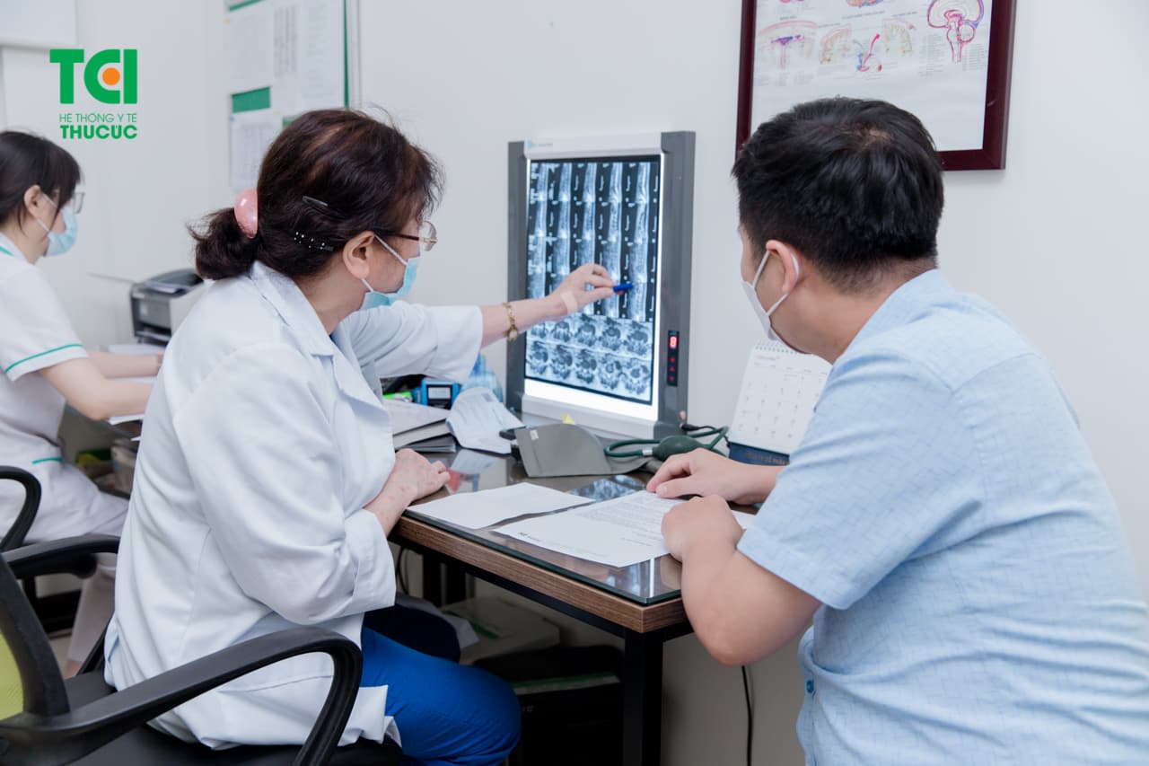 Thăm khám kịp thời để điều trị bệnh hiệu quả