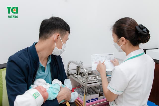 Tiêm vacxin lao bị nổi hạch ở nách – nguyên nhân và cách xử trí!