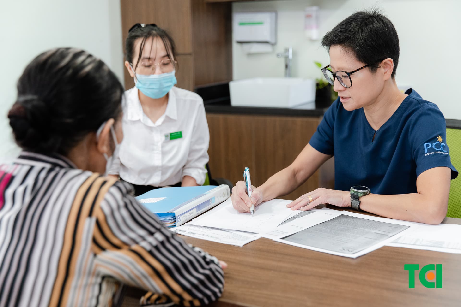 dấu hiệu của bệnh ung thư cổ tử cung