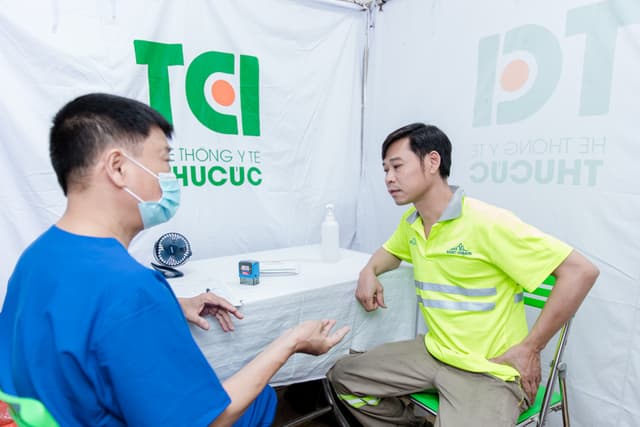 Khoảnh Khắc Doanh Nghiệp Khám sức khỏe Công ty  Vĩnh Tường