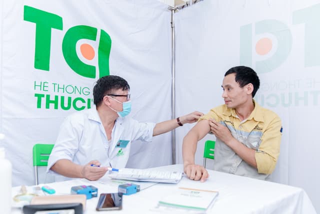 Khoảnh Khắc Doanh Nghiệp Khám sức khỏe Công ty  Vĩnh Tường