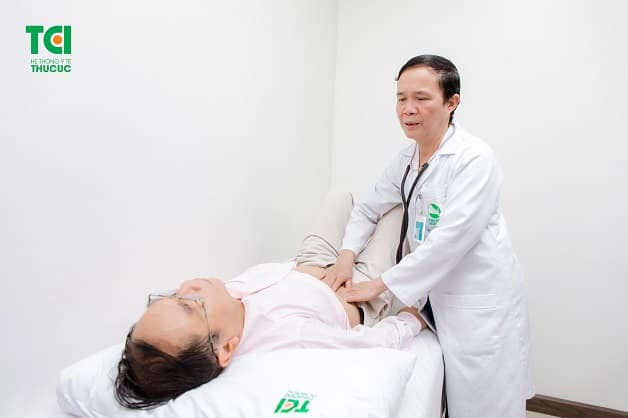 Cần điều trị và tư vấn bởi bác sĩ chuyên khoa tiêu hóa