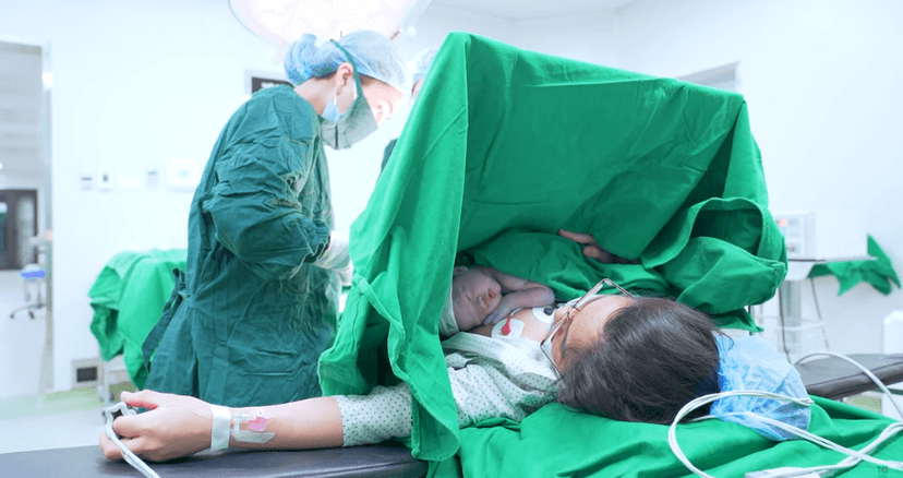 Có những gì cần lưu ý khi sinh mổ lần 3?