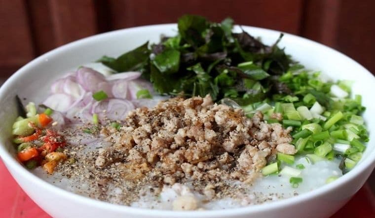 Bổ sung các thực phẩm giúp tăng đề kháng, hỗ trợ giải cảm sẽ giúp mẹ bầu nhanh chóng khỏi bệnh