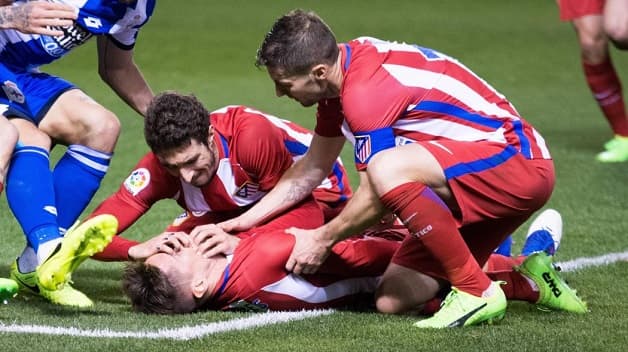 Đột quỵ khi đá bóng có phổ biến không?