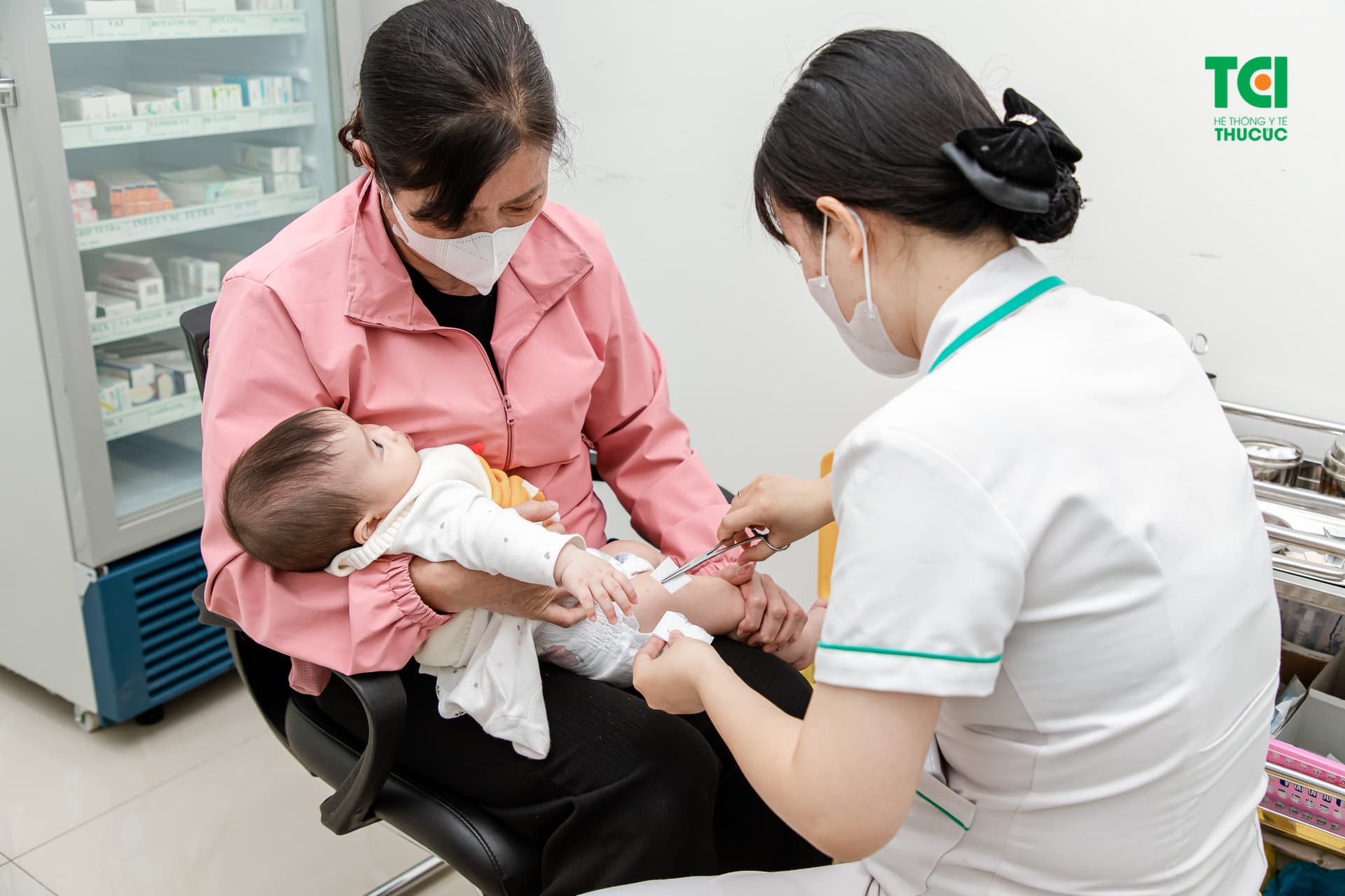 Giá vắc xin cúm mùa tại Thu Cúc TCI luôn được công khai trên website để khách hàng tham khảo và chuẩn bị tài chính trước khi đi tiêm