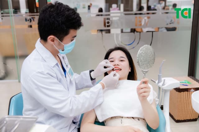 Điểm tên những cách phục hình răng thưa