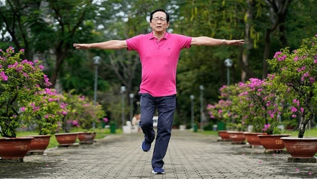 Đứng 1 chân kiểm tra nguy cơ đột quỵ là biện pháp ai cũng có thể thực hiện