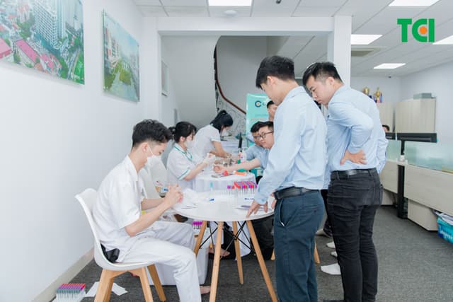 Khoảnh Khắc Doanh Nghiệp Khám Sức Khỏe Công ty Central