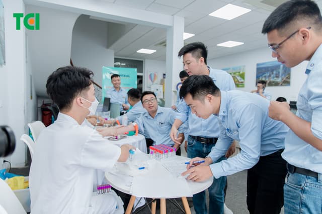 Khoảnh Khắc Doanh Nghiệp Khám Sức Khỏe Công ty Central