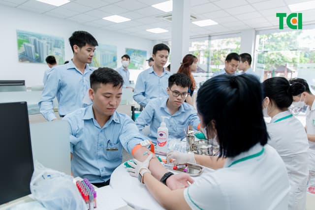 Khoảnh Khắc Doanh Nghiệp Khám Sức Khỏe Công ty Central