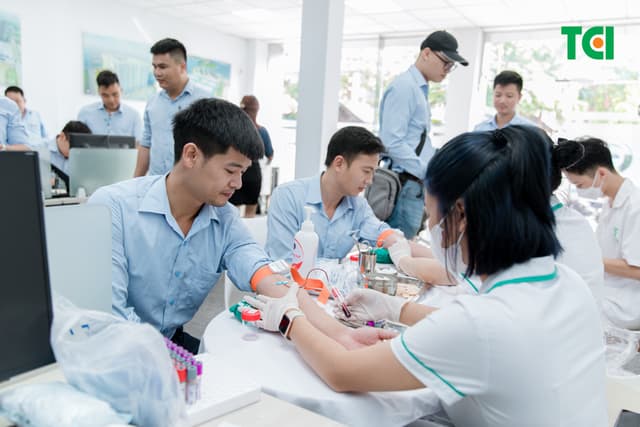 Khoảnh Khắc Doanh Nghiệp Khám Sức Khỏe Công ty Central