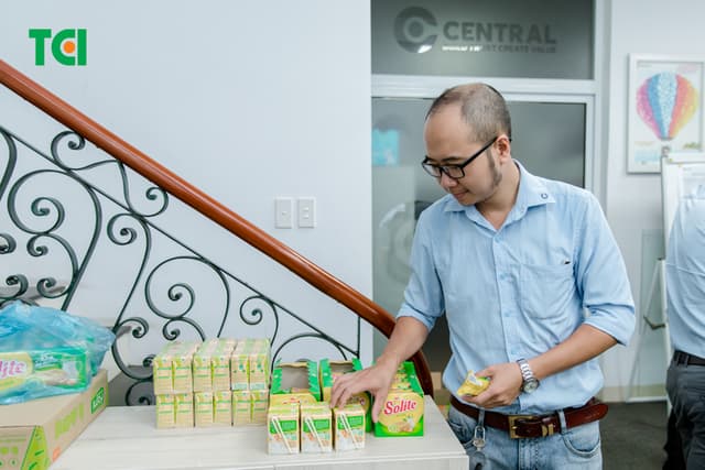 Khoảnh Khắc Doanh Nghiệp Khám Sức Khỏe Công ty Central