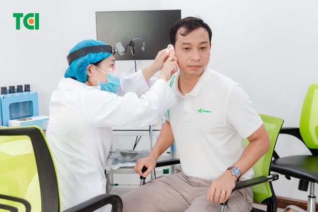 Khoảnh Khắc Doanh Nghiệp Khám sức khỏe Công Ty cổ phần Hoàng Liên Sơn