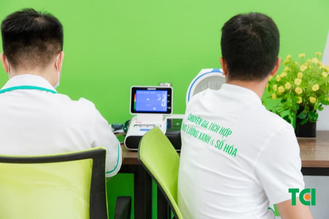 Khoảnh Khắc Doanh Nghiệp Khám sức khỏe Công Ty cổ phần Hoàng Liên Sơn