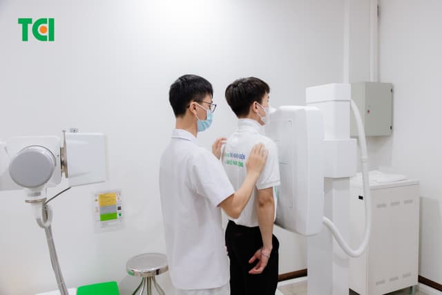 Khoảnh Khắc Doanh Nghiệp Khám sức khỏe Công Ty cổ phần Hoàng Liên Sơn