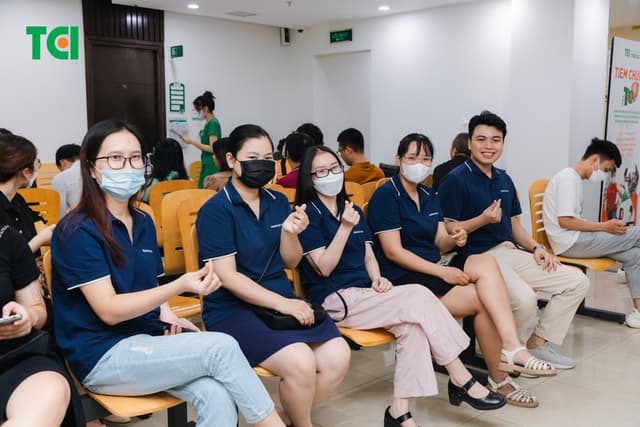 Khoảnh Khắc Doanh Nghiệp Khám sức khỏe Công Ty TNHH HUMAXVINA