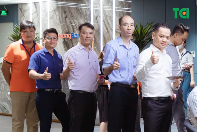 Khoảnh Khắc Doanh Nghiệp Khám Sức Khỏe NGÂN HÀNG TMCP KIÊN LONG