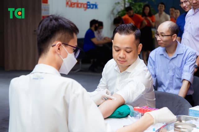 Khoảnh Khắc Doanh Nghiệp Khám Sức Khỏe NGÂN HÀNG TMCP KIÊN LONG