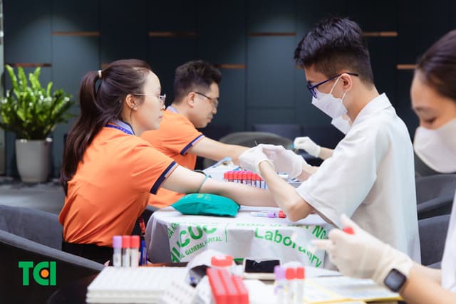 Khoảnh Khắc Doanh Nghiệp Khám Sức Khỏe NGÂN HÀNG TMCP KIÊN LONG